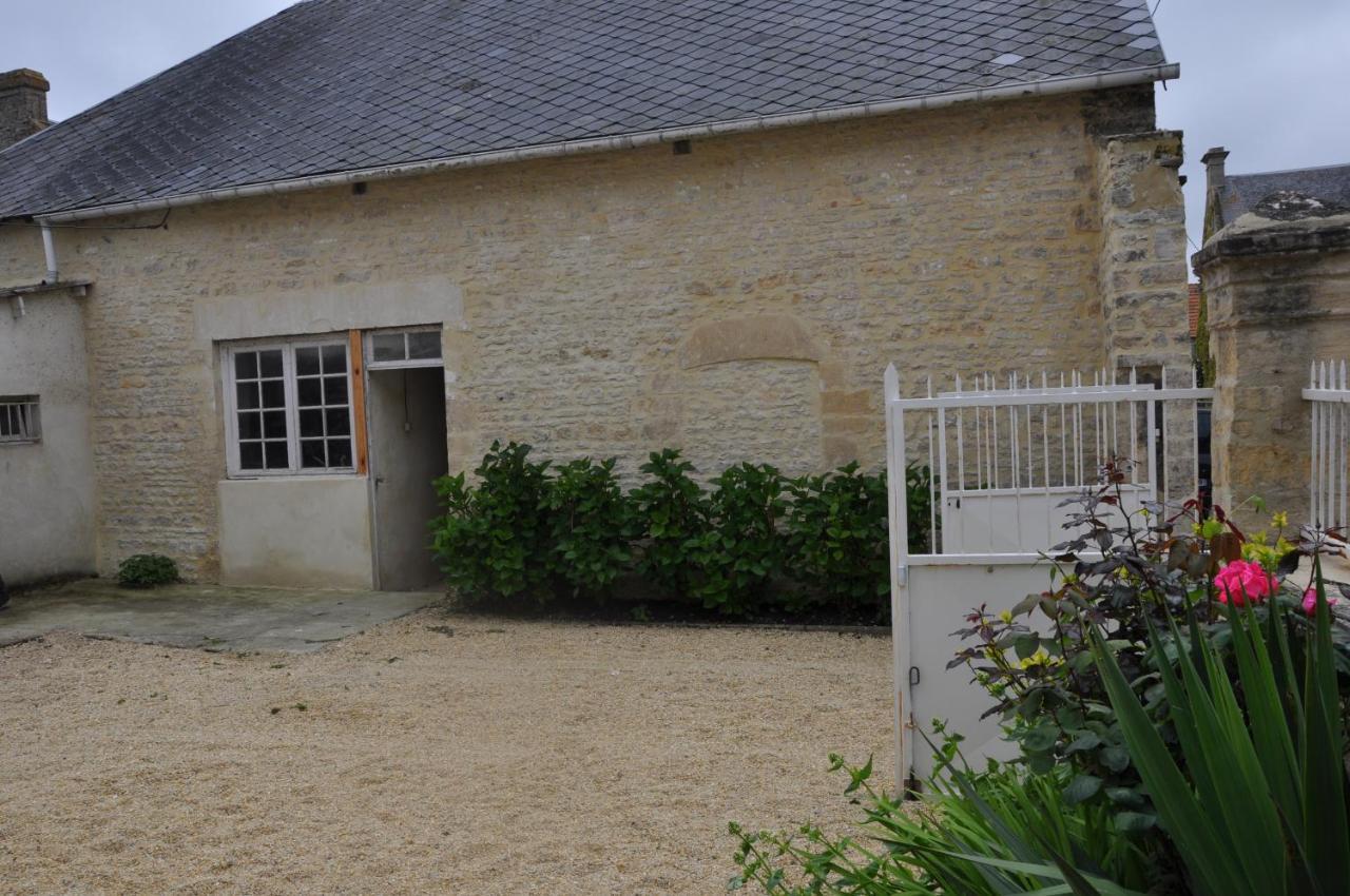 Le Petit Clos Du Bessin Longues-sur-Mer Buitenkant foto